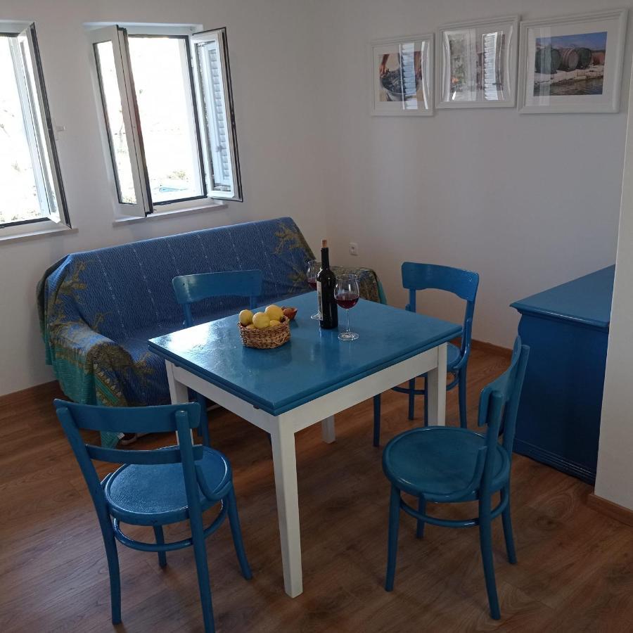 My Mediterranean Villa With Huge Garden And Own Parking 鲁巴达 外观 照片